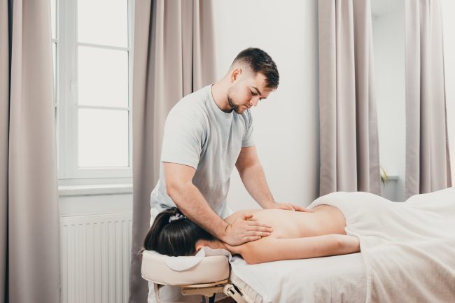 Heilmasseur_Jakob-Auner_sRGB_72dpi-1